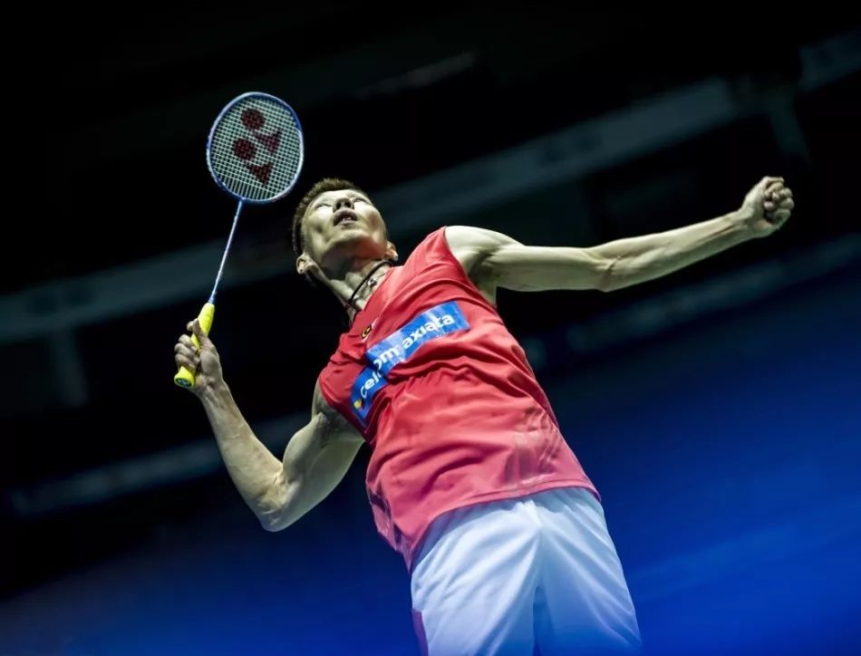 及禁区外远 及禁区外远