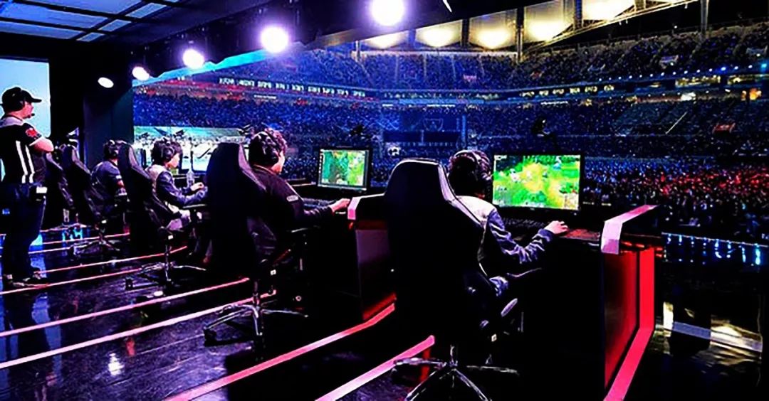 斯和球员本 斯和球员本