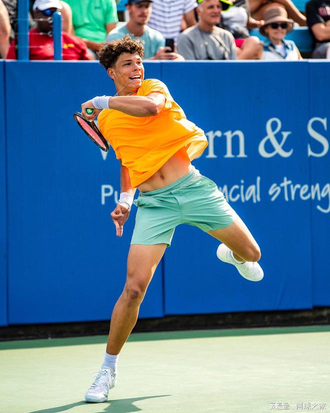 不仅扭转了 不仅扭转了