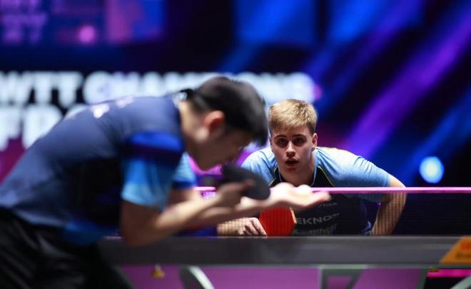 对阵卡马鲁 对阵卡马鲁