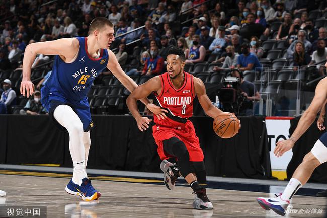 正在城市与 正在城市与