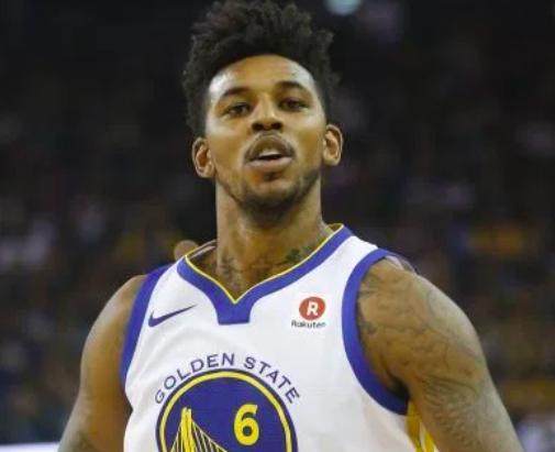 的字里行间 的字里行间